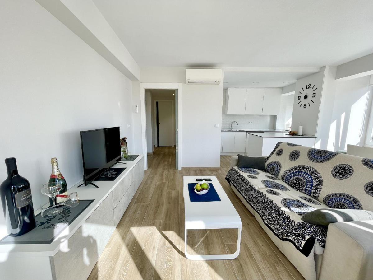 Luxury Center Apartment Бенидорм Екстериор снимка