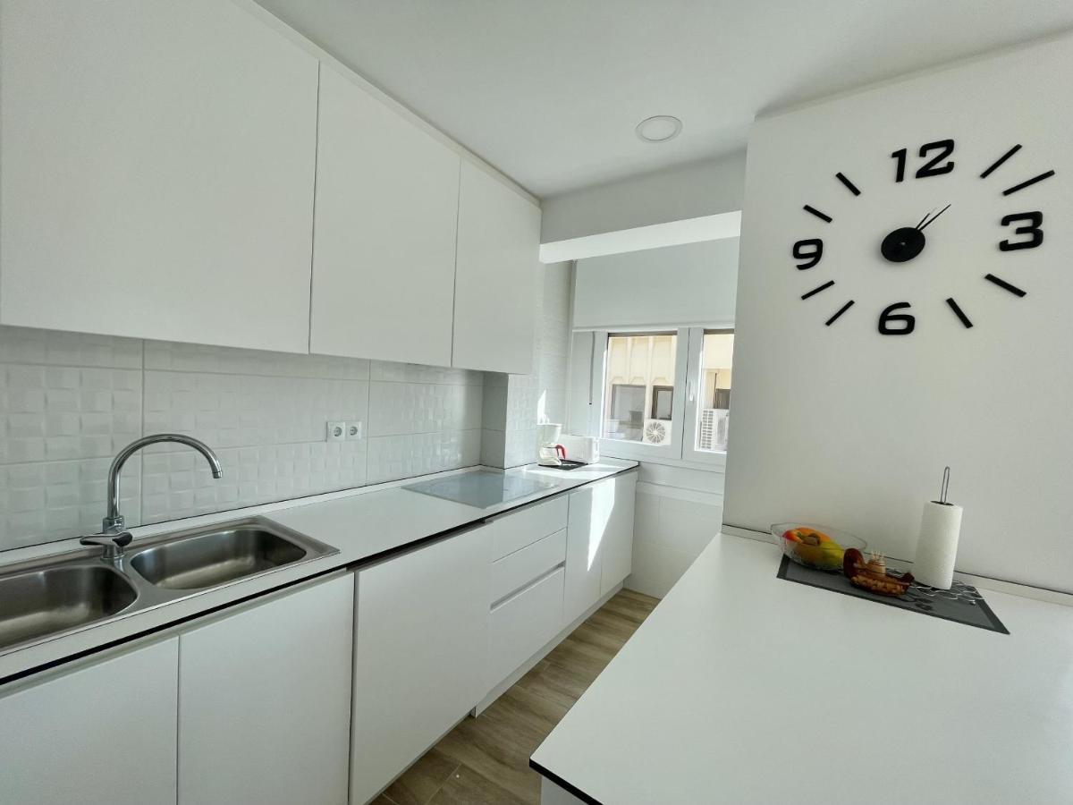 Luxury Center Apartment Бенидорм Екстериор снимка