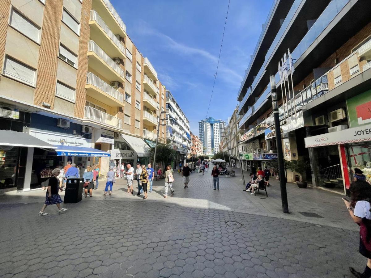 Luxury Center Apartment Бенидорм Екстериор снимка